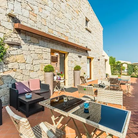 Relais Del Borgo- Domo 3* Porto San Paolo (Sardinia)