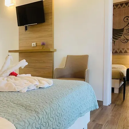 Pensjonat Relais Del Borgo- Domo 3*