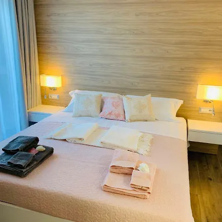 Relais Del Borgo- Domo 3*