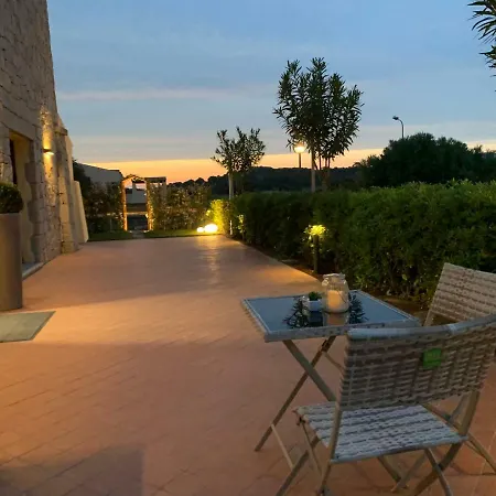 Relais Del Borgo- Domo Guest house 3*