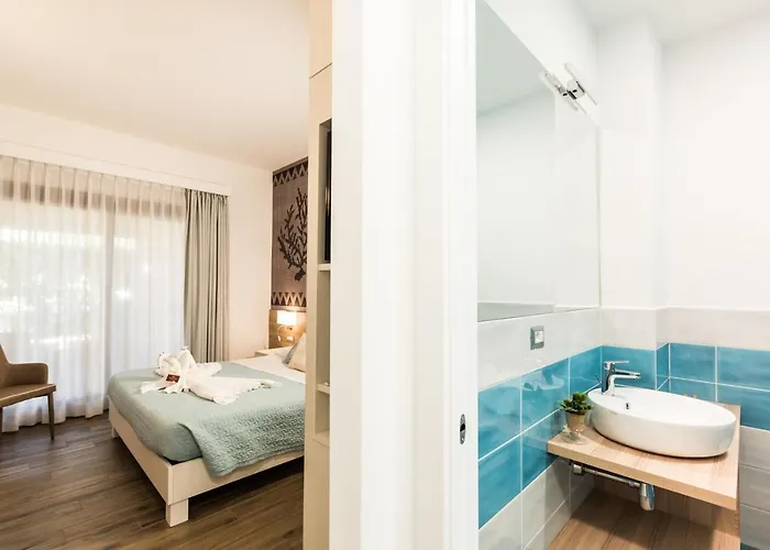 Konukevi Relais Del Borgo- Domo Porto San Paolo (Sardinia)