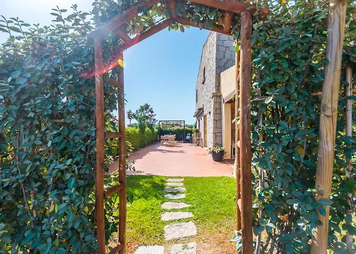 Relais Del Borgo- Domo 4*