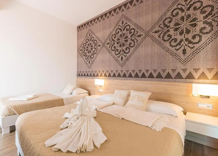 Konukevi Relais Del Borgo- Domo Porto San Paolo (Sardinia)