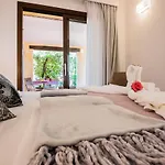 Relais Del Borgo- Domo Guest house