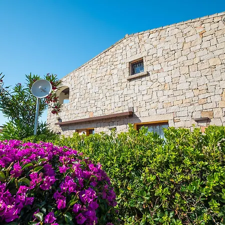 Relais Del Borgo- Domo 4* Porto San Paolo (Sardinia)