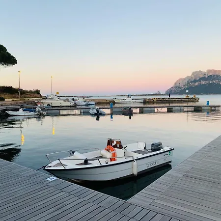 Vendégház Relais Del Borgo- Domo Porto San Paolo