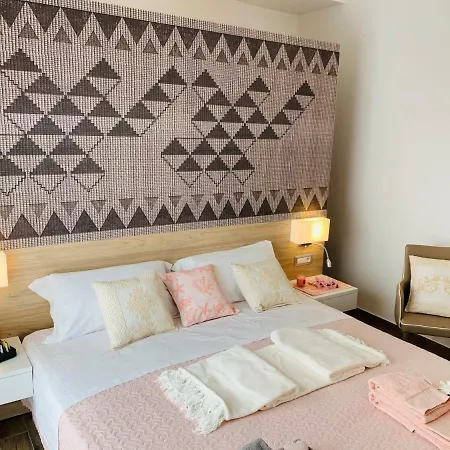 Relais Del Borgo- Domo 4*