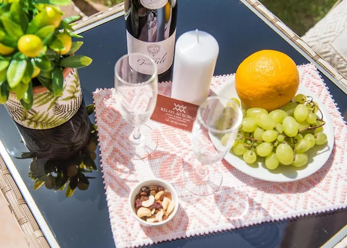 بيت ضيافة Relais Del Borgo- Domo 4*