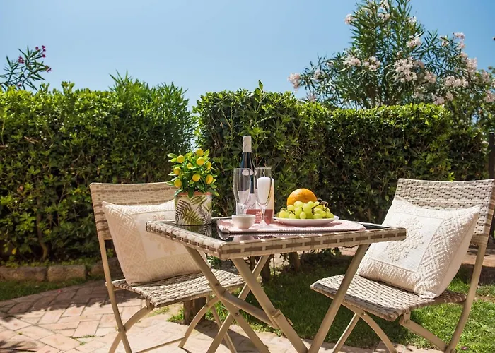Relais Del Borgo- Domo 4* بورتو سان باولو
